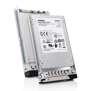 Dell G14 KHK6XLSE1T92 0KJR1M 1.92TB 0.6 DWPD SATA 6Gb/s 3D TLC 3.5in Read Intensive SSD, combine angled view