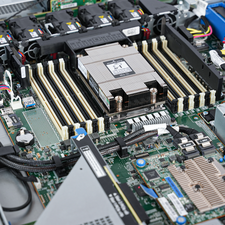 HPE P16696-B21 ProLiant DL325 Gen10 1U Barebones Server 16x DDR4 DIMM 8x 2.5" Bay 2x800W Refurbished