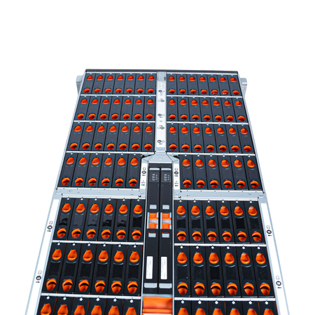 Top view of an open WD Ultrastar Data102 H4102-J with all drive bays populated.