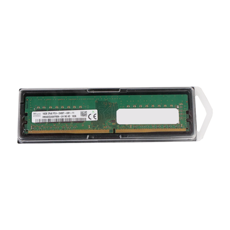 SK hynix HMA82GU6AFR8N-UH 16GB DDR4 desktop memory, label side in clear clamshell packaging, straight-on