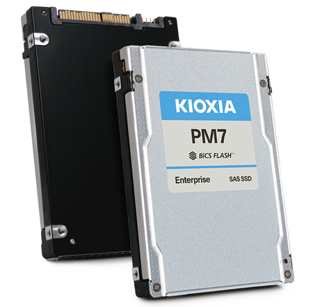 Kioxia PM7-R KPM7XRUG15T3 15.36TB 1 DWPD SAS-4 25Gb/s Read Intensive TLC 2.5in Solid State Drive