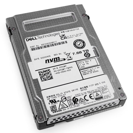 Dell/Kioxia CM7-R KCM7XRUG7T68 7.68TB 1 DWPD PCIe Gen 4.0 x4 8GB/s 3D TLC U.2 NVMe 2.5in Solid State Drive, front bottom angled view