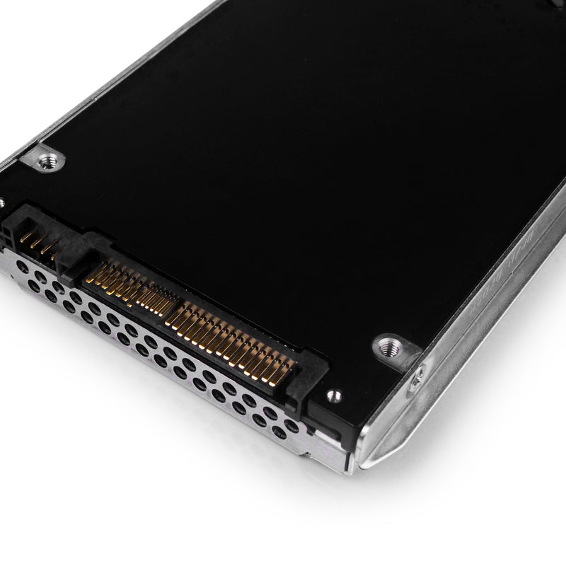 Dell G14 0VV2M7 7.68TB 1 DWPD PCIe Gen 4.0 x4 8GB/s 3D TLC U.2 NVMe 2.5in Solid State Drive, back bottom connectors view
