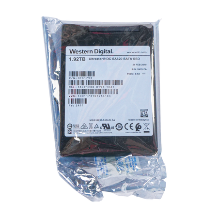Western Digital Ultrastar DC SA620 SDLF1CRR-019T-1HA1 0TS1793 1.92TB 0.6 DWPD SATA 6Gb/s MLC 2.5in SSD