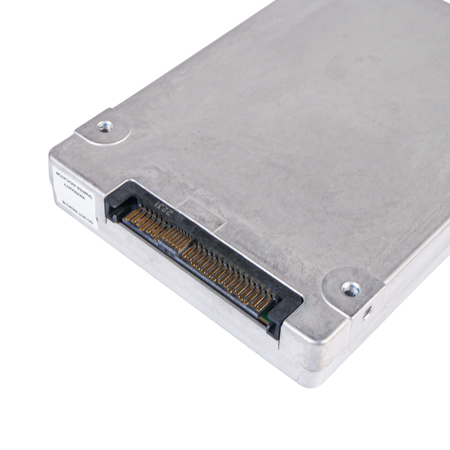 Solidigm D5-P5430 SBFPF2BU153TOF 15.36TB NVMe PCIe Gen 4.0 U.2 2.5" Enterprise SSD, Interface view