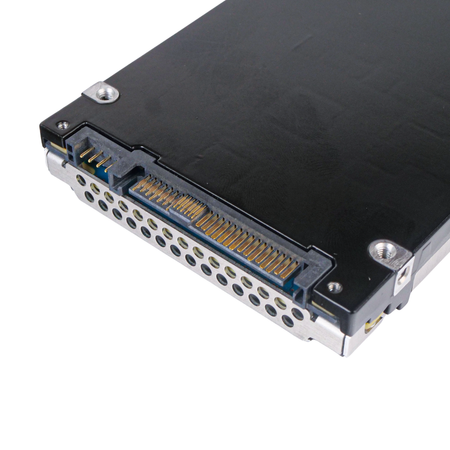Lenovo/ Kioxia KPM51RUG3T84 3.84TB SAS 12Gb/s 2.5" Enterprise SSD, Interface View