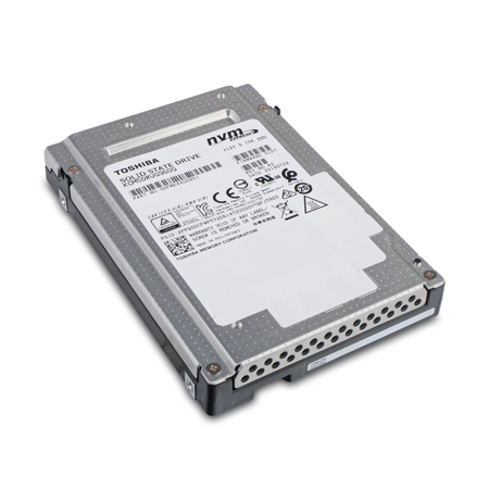 Toshiba CM5 KCM5DRUG960G 960GB NVMe PCIe Gen 3.0 U.2 2.5" SSD, Top Angled View