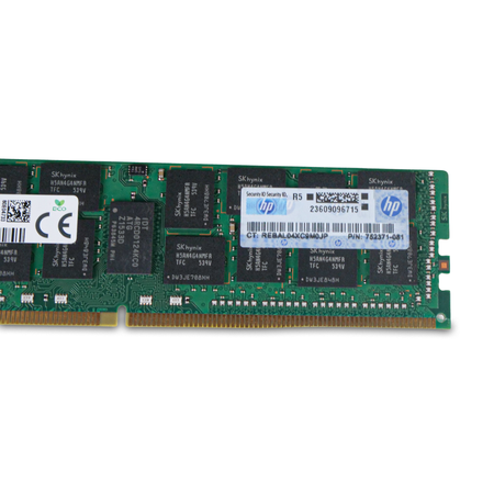 Close-up of HP label on SK hynix 16GB DDR4 LRDIMM server memory