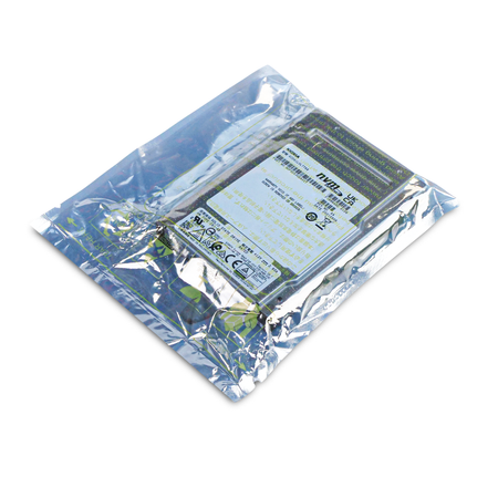 Kioxia CD6-R KCD61LUL7T68 7.68TB 1 DWPD PCIe Gen 4.0 x4 8GB/s 3D TLC U.2 NVMe 2.5" SSD