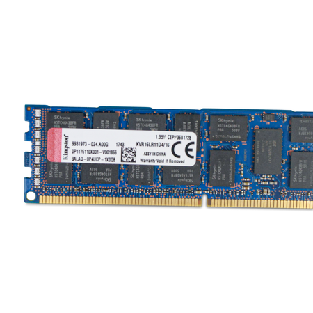 Kingston KVR16LR11D4/16 16GB DDR3 RDIMM server memory, close-up of the front product label