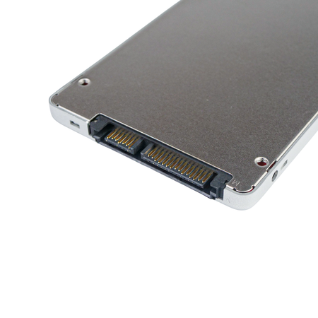 Dell/SK hynix SE5110 HFS480G3H2X069N 480GB SATA 2.5in SSD, close-up of the SATA data and power connector
