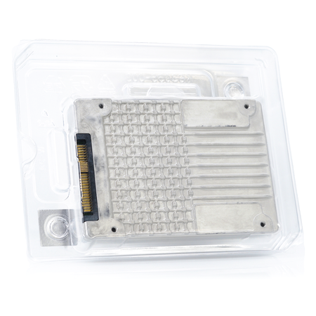 Dell D7-P5500 SSDPF2KX038T9TO 0KRT3G 3.84TB PCIe Gen 4.0 X4 8GB/s 3D TLC 1DWPD U.2 NVMe 2.5in Solid State Drive back in box
