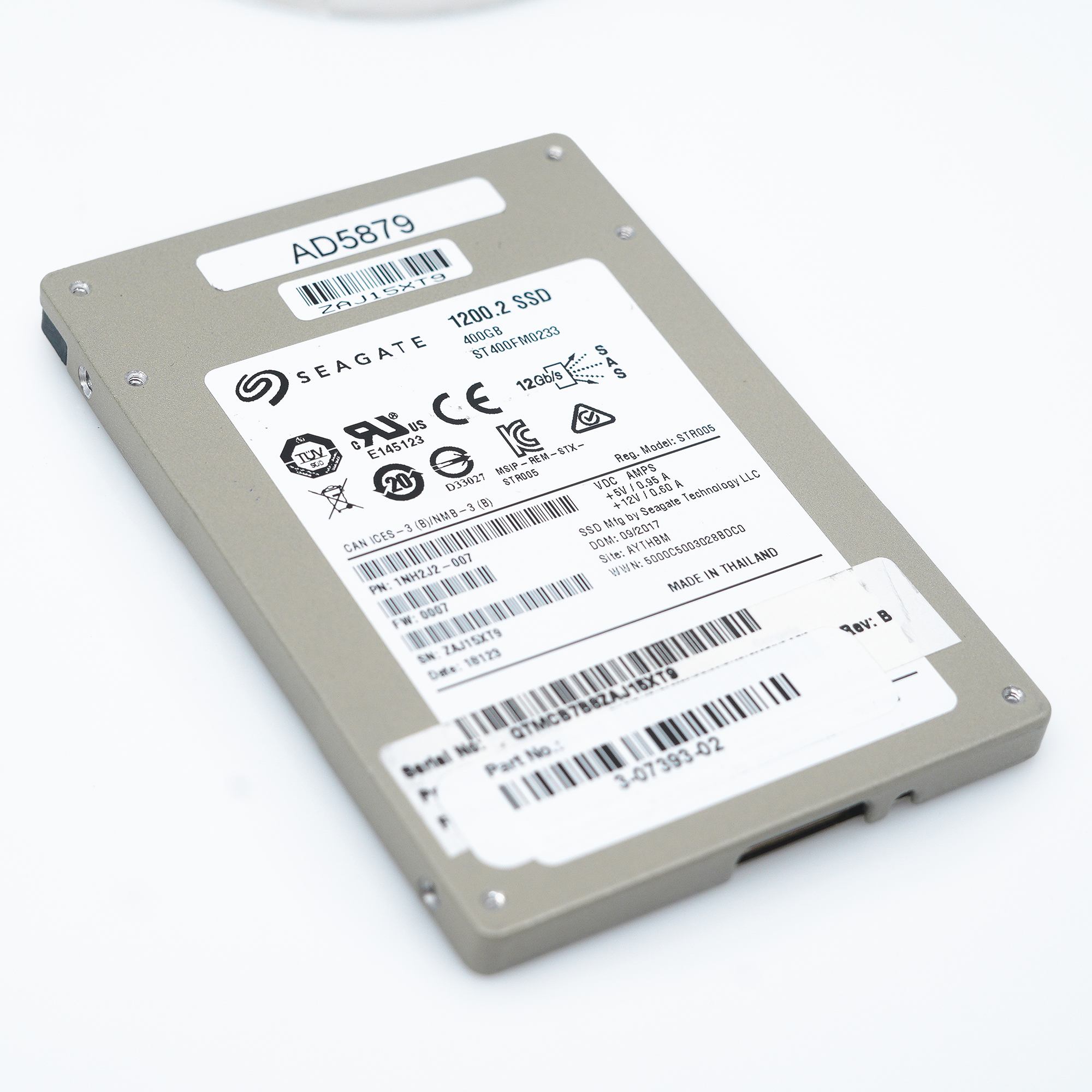 Seagate Nytro 1200.2 ST400FM0233 400GB SAS 12Gb/s 2.5" SSD - Flat View