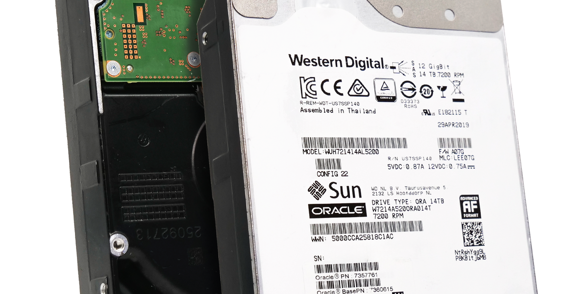 Western Digital Ultrastar DC HC530 WUH721414AL5200 14TB SAS 3.5