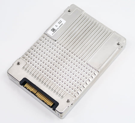 HP Ultrastar DC SS540 WUSTVA176BSS200 0P42398 7.68TB SAS 12Gb/s 2.5in Solid State Drive - Rear View