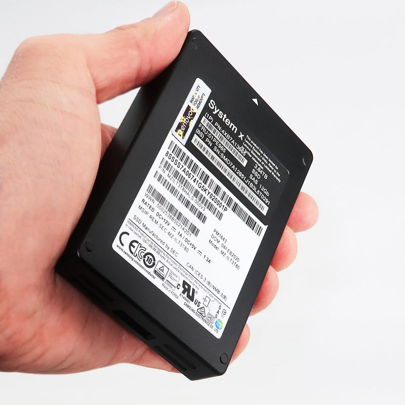 Samsung/Lenovo PM1643 MZILT3T8HALS MZ-ILT3T80 3.84TB SAS 12Gb/s 3D TLC 2.5in Solid State Drive - Handheld View