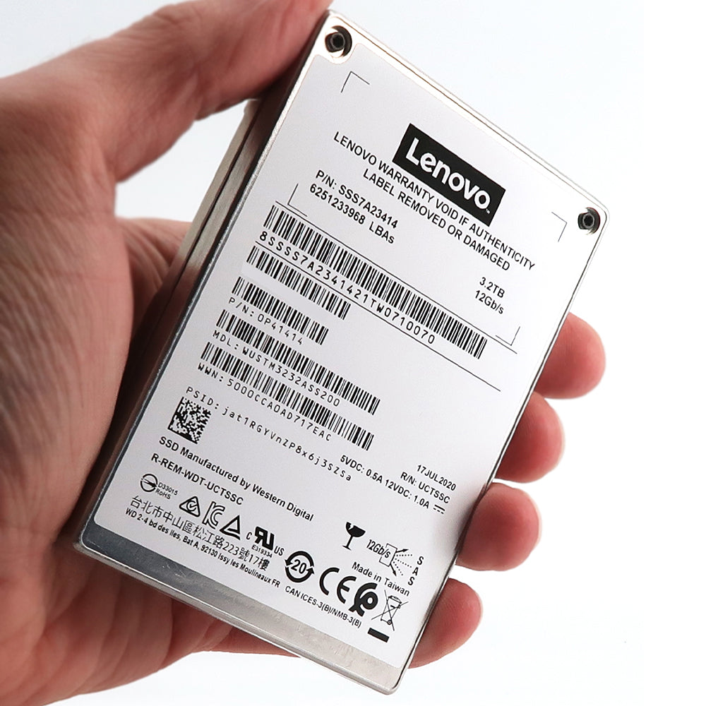 Western Digital / Lenovo SS530 WUSTM3232ASS200 3.2TB SAS 12GB/s 3D TLC 2.5in Recertified Solid State Drive - Handheld View